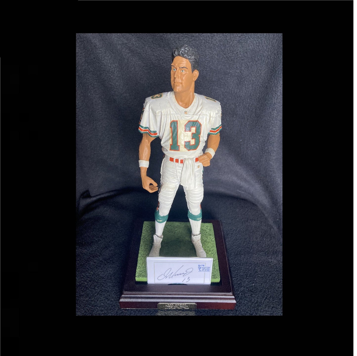 Dan Marino Signed Miami Dolphins The Art of Sport Figurine /500 Upper Deck UDA