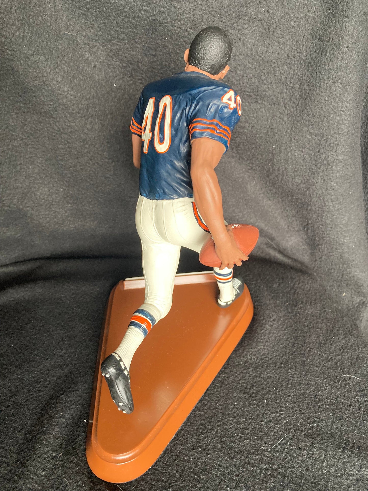 Gale Sayers Signed Chicago Bears Salvino Autographed Figurine Statue #/1000